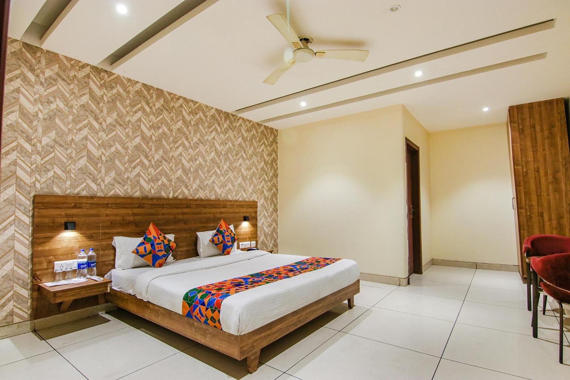Fabhotel Golden Glory Neu-Delhi Exterior foto