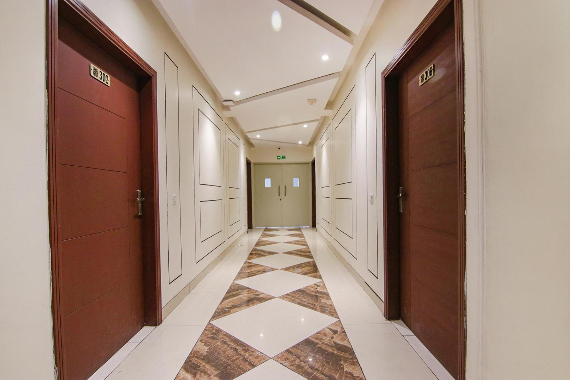 Fabhotel Golden Glory Neu-Delhi Exterior foto